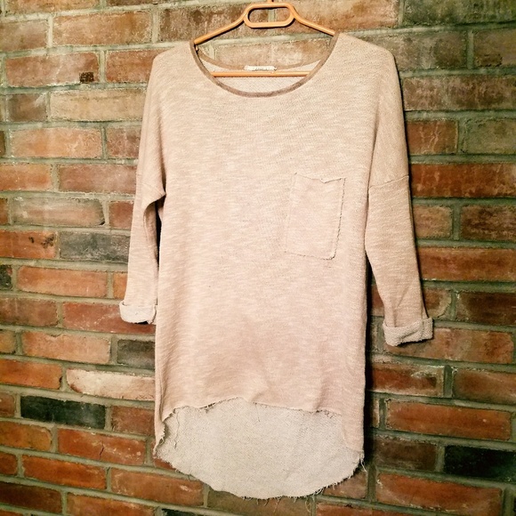 Very J Gold Beige Asymetrical Knit w/ Exposed Back - Picture 3 of 8